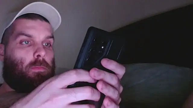 Snapshot of florida0217 chatting on February 2025 11:04:01 PM florida0217 online show from February 2025 11:04:01 PM