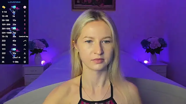 AnnaCarrera online show from November 2025 09:06:02 PM