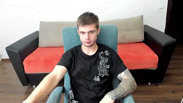 Snapshot of maks_wolfis chatting on December 2024 12:55:02 PM maks wolfis online show from December 2024 12:55:02 PM