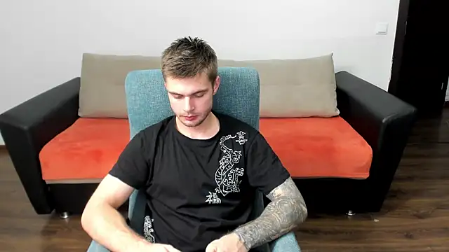 Snapshot of maks_wolfis chatting on December 2024 12:23:01 AM maks wolfis online show from December 2024 12:23:01 AM