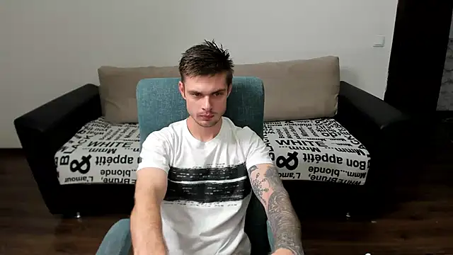 Snapshot of maks_wolfis chatting on December 2024 03:47:02 AM maks wolfis online show from December 2024 03:47:02 AM