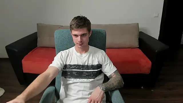 Snapshot of maks_wolfis chatting on December 2024 06:33:01 AM maks wolfis online show from December 2024 06:33:01 AM