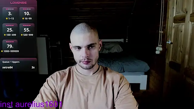 Snapshot of maks_wolfis chatting on October 2025 04:16:02 PM maks wolfis online show from October 2025 04:16:02 PM