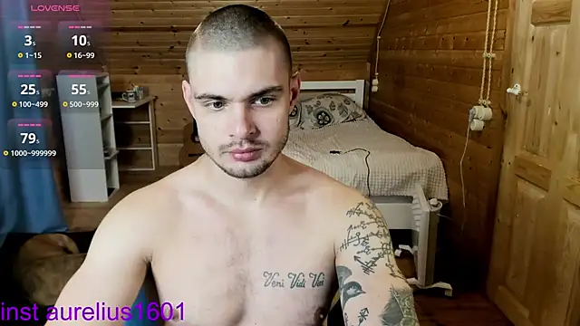 Snapshot of maks_wolfis chatting on October 2025 11:02:01 AM maks wolfis online show from October 2025 11:02:01 AM