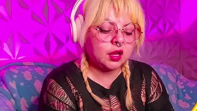 Satyn doll online show from October 2025 11:07:01 PM