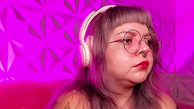 Satyn doll online show from October 2025 12:33:01 AM