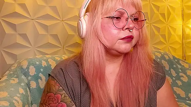 Satyn doll online show from May 2026 12:27:01 AM