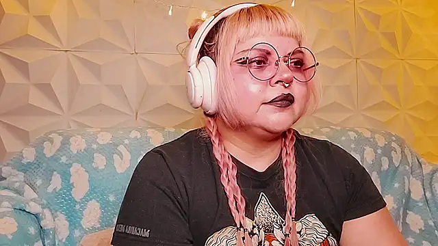 Satyn doll online show from May 2026 12:29:02 AM