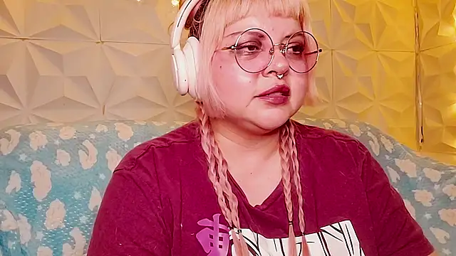 Satyn doll online show from May 2026 12:40:02 AM