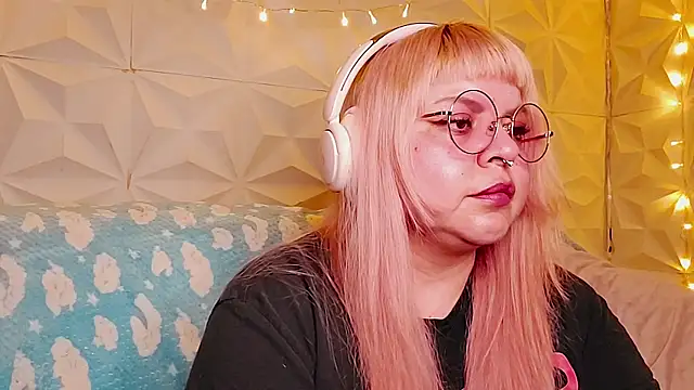 Satyn doll online show from May 2026 01:00:01 AM