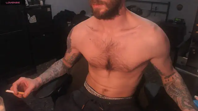 SexxxyLouis online show from November 2025 08:11:02 PM