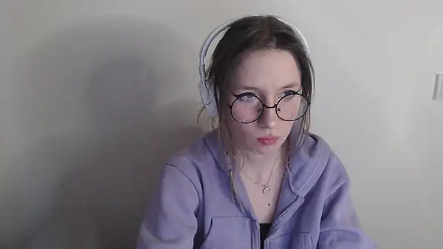  Hanna Moon  online show from April 2026 11:48:01 AM