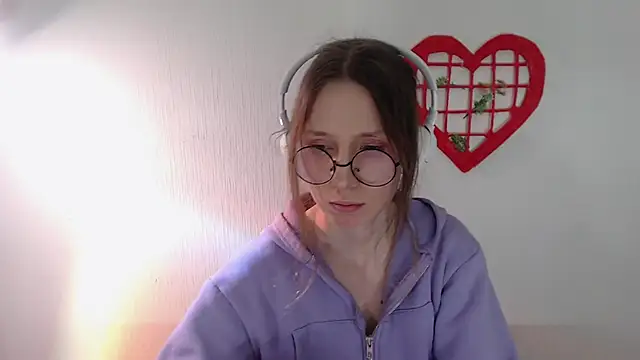  Hanna Moon  online show from May 2026 05:32:02 PM