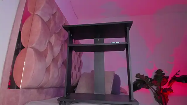 Secret chells online show from April 2026 04:31:02 PM
