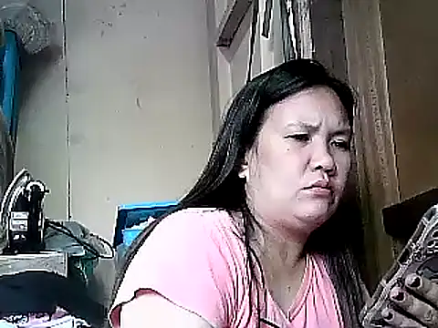 Snapshot of XbighotbootyX chatting on January 2025 11:15:01 PM XbighotbootyX online show from January 2025 11:15:01 PM