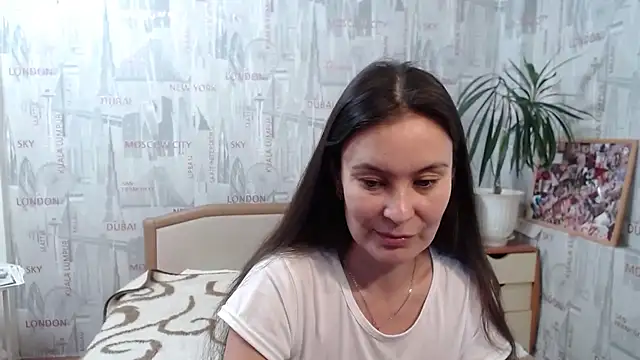 GinaQSoul online show from September 2025 11:04:02 AM