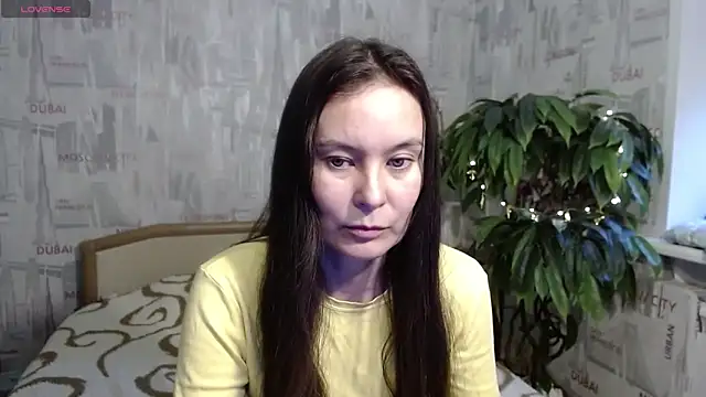 Snapshot of GinaQSoul chatting on June 2026 03:29:01 PM GinaQSoul online show from June 2026 03:29:01 PM
