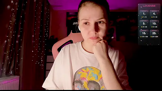 GoodWitch  online show from February 2025 07:55:01 AM