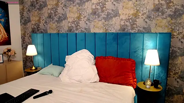 LisaCroft online show from November 2025 07:06:02 AM