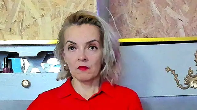 KateConner online show from November 2025 11:07:02 PM