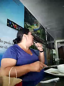 Snapshot of Brenda_Berck_ chatting on April 2026 02:45:01 PM Brenda Berck online show from April 2026 02:45:01 PM