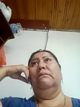 Snapshot of Brenda_Berck_ chatting on April 2026 12:58:01 PM Brenda Berck online show from April 2026 12:58:01 PM