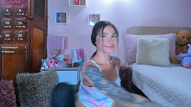 Snapshot of AbrilRussell chatting on December 2024 09:58:02 PM AbrilRussell online show from December 2024 09:58:02 PM