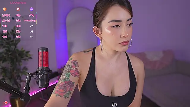 Snapshot of CATALINA_RESTREPO chatting on February 2025 12:20:01 AM CATALINA RESTREPO online show from February 2025 12:20:01 AM