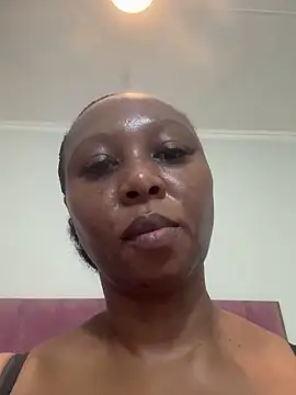 Snapshot of Bootyliciouse21X chatting on December 2025 08:11:01 AM Bootyliciouse21X online show from December 2025 08:11:01 AM