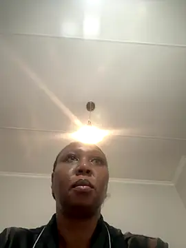 Snapshot of Bootyliciouse21X chatting on December 2025 03:26:02 AM Bootyliciouse21X online show from December 2025 03:26:02 AM