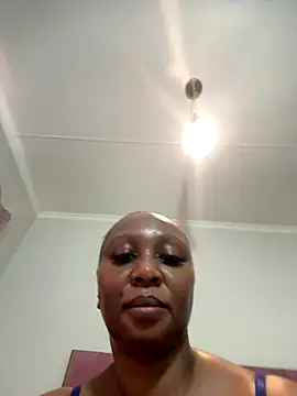 Snapshot of Bootyliciouse21X chatting on January 2026 03:38:01 PM Bootyliciouse21X online show from January 2026 03:38:01 PM