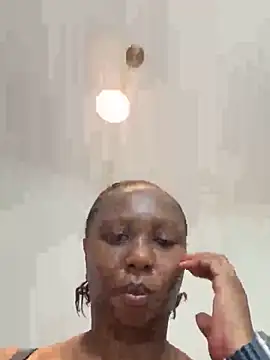 Snapshot of Bootyliciouse21X chatting on February 2026 08:29:02 PM Bootyliciouse21X online show from February 2026 08:29:02 PM