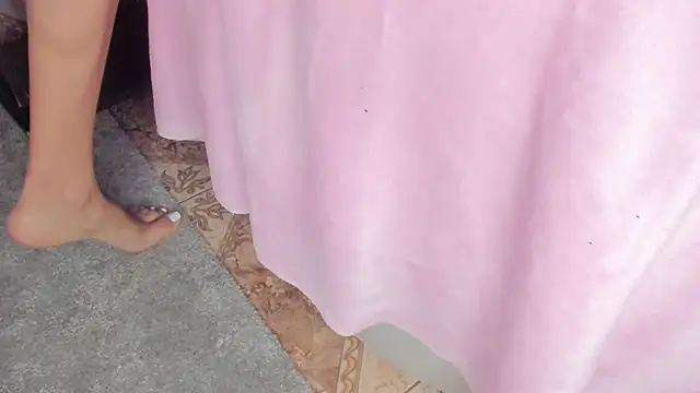 Swt skinny  online show from December 2024 11:03:02 PM