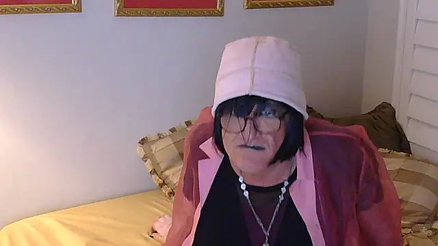 HelloKittyLapDog online show from May 2026 03:46:02 AM