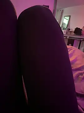 mersedes33351 online show from April 2026 01:43:02 AM