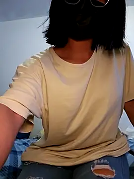 Latin summer online show from November 2025 04:33:02 AM