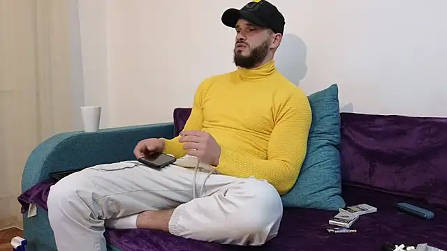 MauroTwin online show from December 2024 07:32:02 PM