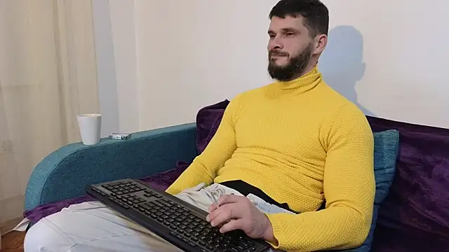 MauroTwin online show from December 2024 03:55:02 PM