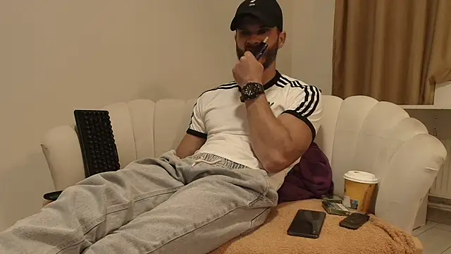 MauroTwin online show from May 2026 06:50:02 PM