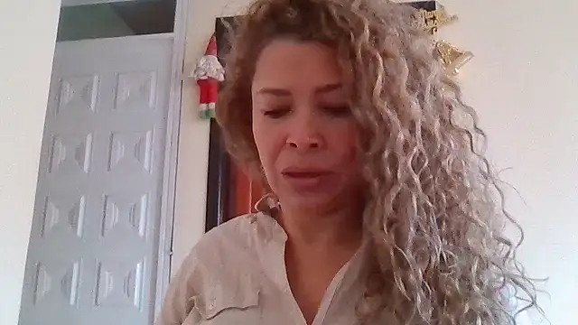 dalilasquirt1 online show from December 2024 03:20:02 PM