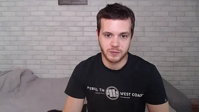 Snapshot of Alexxx_horny chatting on October 2025 08:03:01 AM Alexxx horny online show from October 2025 08:03:01 AM