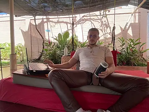 simon and david online show from May 2026 02:05:01 PM