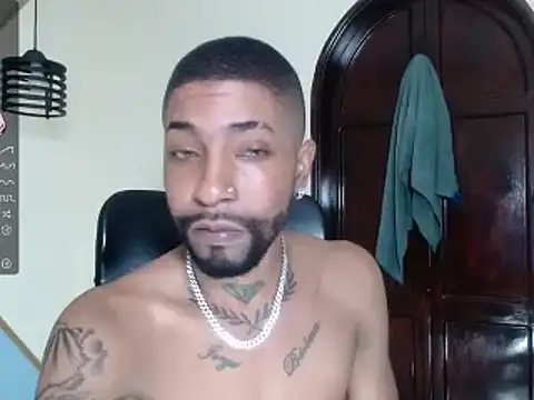 Snapshot of kilian_xx chatting on February 2025 12:58:02 PM kilian xx online show from February 2025 12:58:02 PM