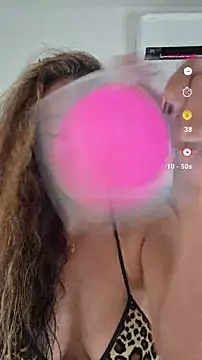 Snapshot of YOURSDEBORA chatting on November 2025 08:02:02 PM YOURSDEBORA online show from November 2025 08:02:02 PM