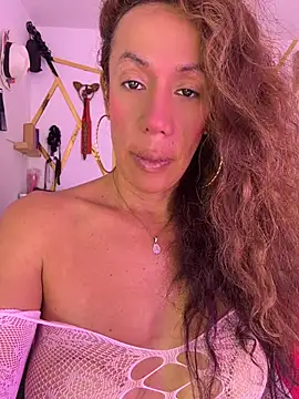 YOURSDEBORA online show from July 2026 06:45:02 PM
