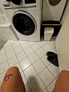 Snapshot of NiceHunter89 chatting on October 2025 07:36:02 PM NiceHunter89 online show from October 2025 07:36:02 PM