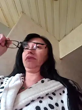 Snapshot of Amberhotqueen chatting on October 2025 08:04:02 AM Amberhotqueen online show from October 2025 08:04:02 AM