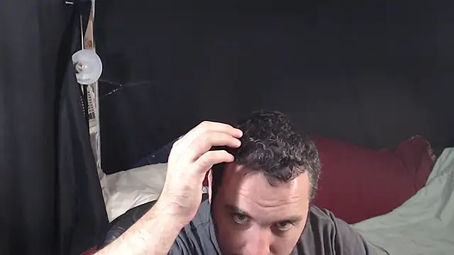 Snapshot of Metalstud chatting on October 2025 07:00:01 PM Metalstud online show from October 2025 07:00:01 PM