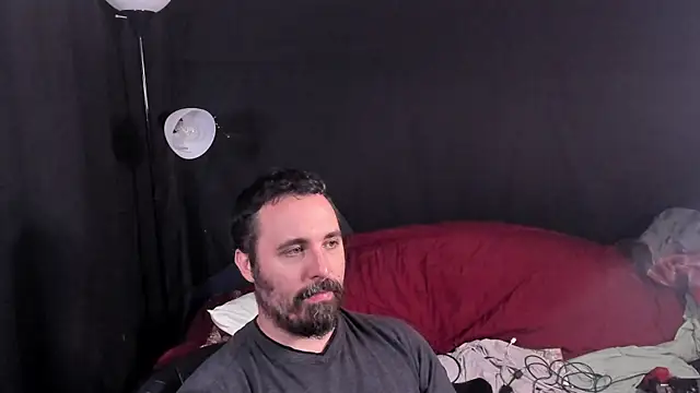 Snapshot of Metalstud chatting on October 2025 12:22:01 AM Metalstud online show from October 2025 12:22:01 AM