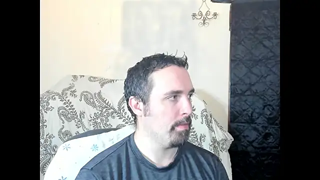 Metalstud online show from November 2025 02:10:02 AM